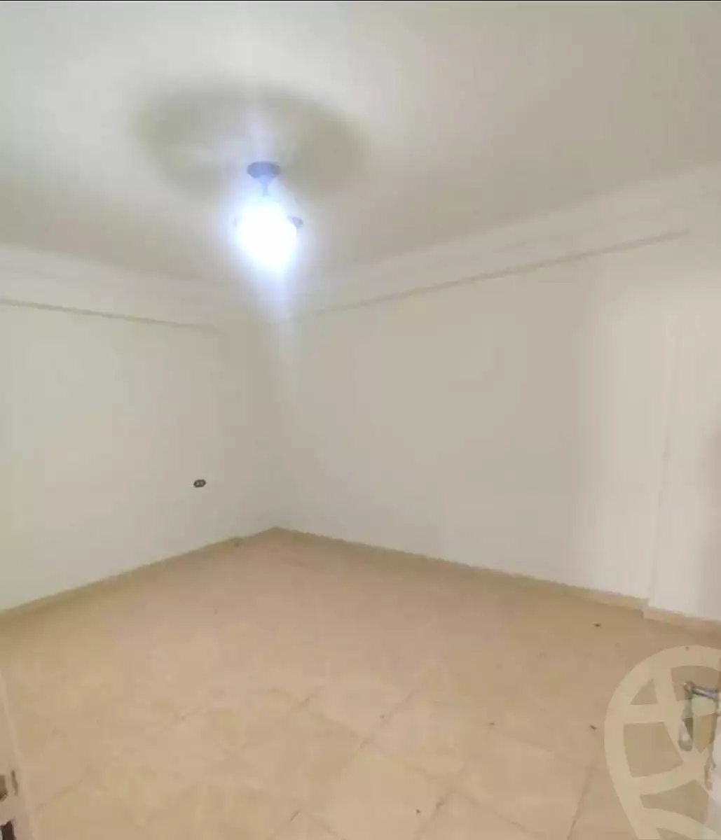 https://aqarmap.com.eg/en/listing/7340892-for-sale-alexandria-lsywf-el-falki