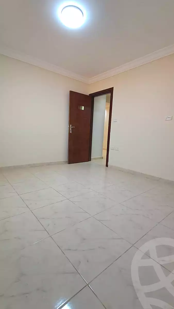 https://aqarmap.com.eg/ar/listing/7341204-for-rent-cairo-el-maadi-zahraa-el-maadi-shr-krfwr-lryysy