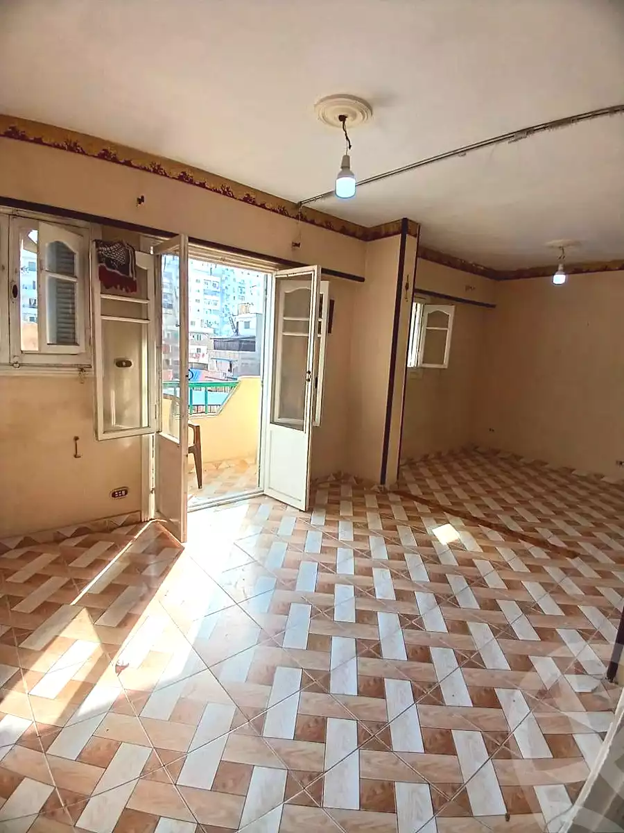 https://aqarmap.com.eg/en/listing/7341234-for-sale-alexandria-sydy-bshr-sydy-bshr-bhry-gamal-abd-el-nasir-st