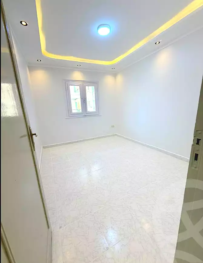 https://aqarmap.com.eg/en/listing/7341344-for-sale-alexandria-al-agamy-shataa-el-nakheel