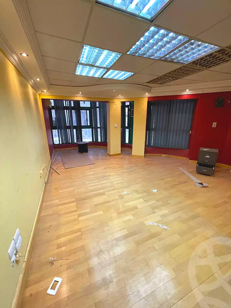 https://aqarmap.com.eg/ar/listing/7341562-for-rent-cairo-el-maadi-zahraa-el-maadi-shr-krfwr-lryysy