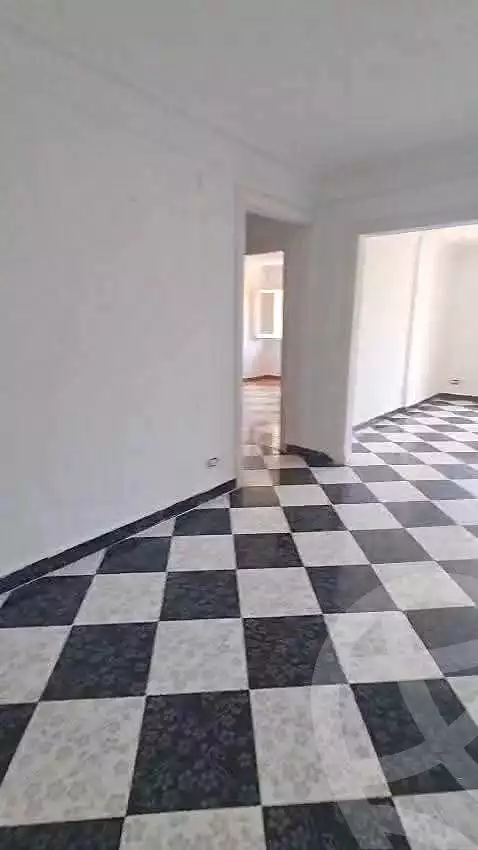 https://aqarmap.com.eg/ar/listing/7341581-for-rent-alexandria-smouha-tout-ankh-amoun-st