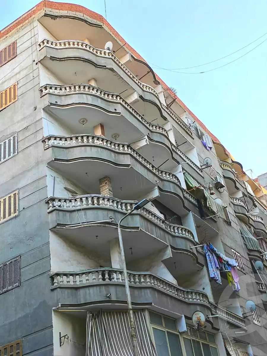 https://aqarmap.com.eg/ar/listing/7341607-for-sale-alexandria-al-agamy-el-hanouvel-kasr-al-quiri-st-1