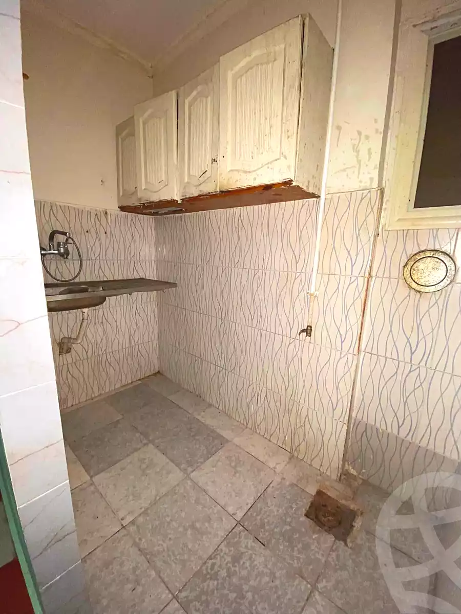 https://aqarmap.com.eg/ar/listing/7341775-for-sale-alexandria-rs-ltyn