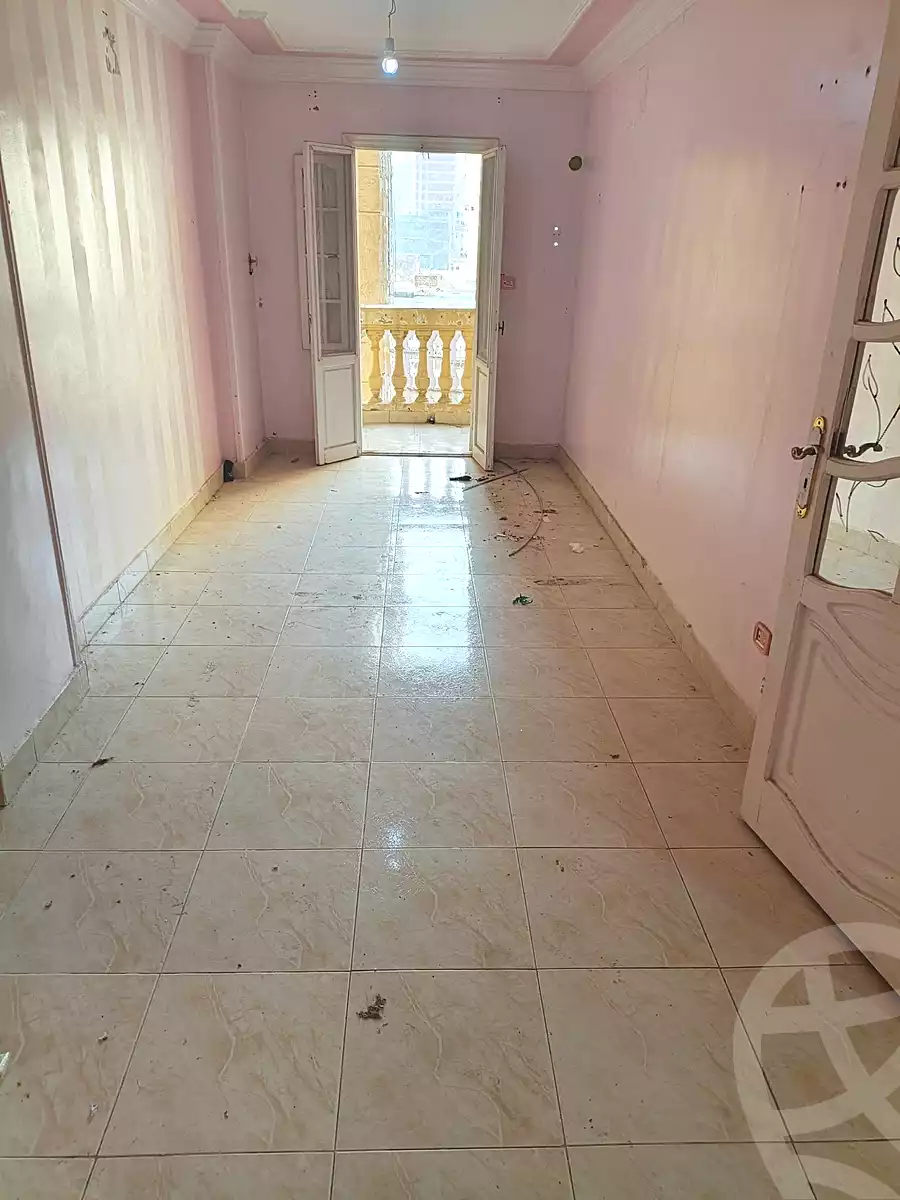 https://aqarmap.com.eg/ar/listing/7341811-for-rent-alexandria-bahray-el-anfoshy-al-shamrali-st