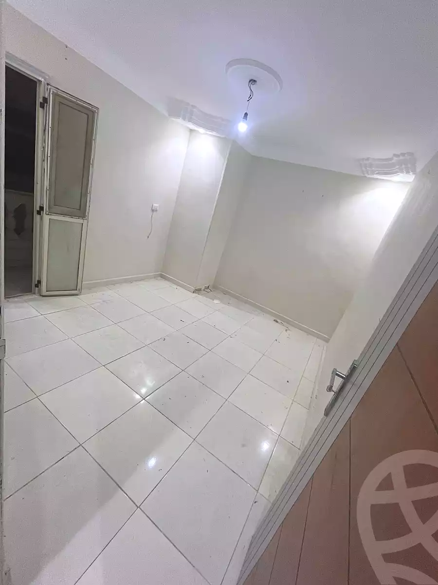 https://aqarmap.com.eg/en/listing/7341938-for-sale-alexandria-rs-ltyn