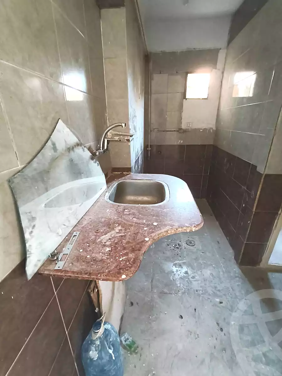 https://aqarmap.com.eg/en/listing/7341944-for-rent-alexandria-lsywf-el-falki