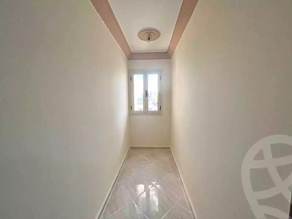 https://aqarmap.com.eg/ar/listing/7342407-for-sale-alexandria-moharram-bey
