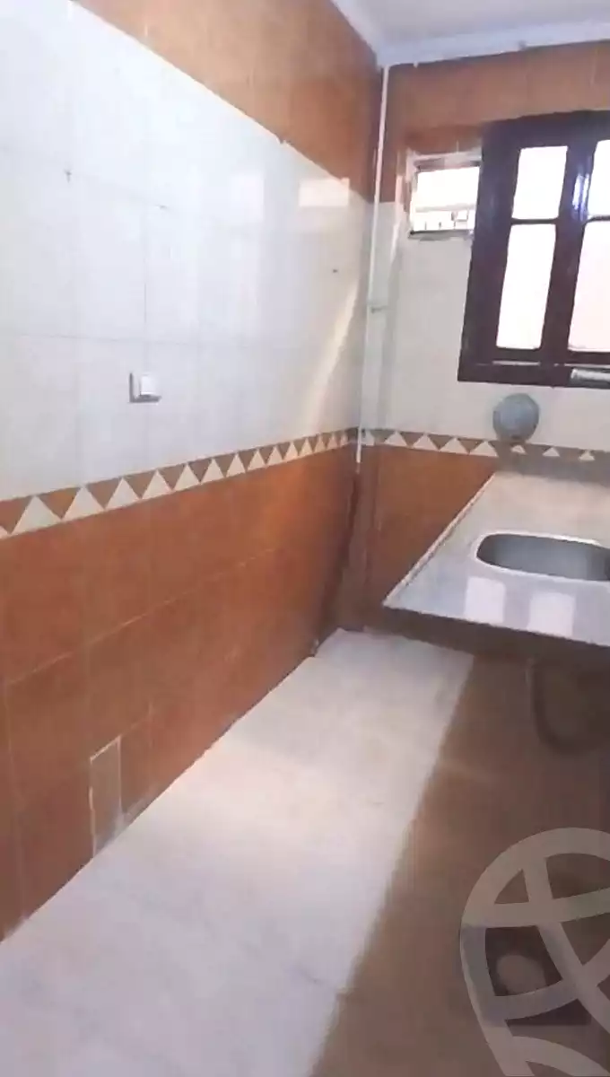 https://aqarmap.com.eg/ar/listing/7342437-for-sale-alexandria-mntq-fr-y-blskndry-el-awayed