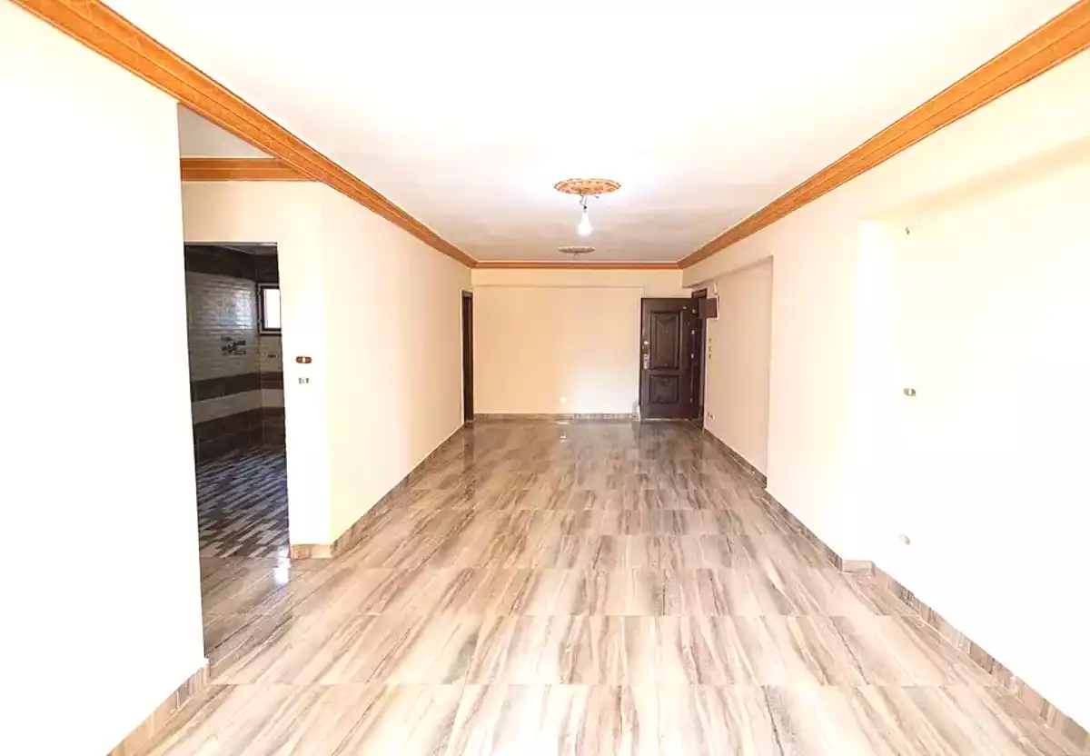 https://aqarmap.com.eg/en/listing/7342593-for-sale-alexandria-ganaklis