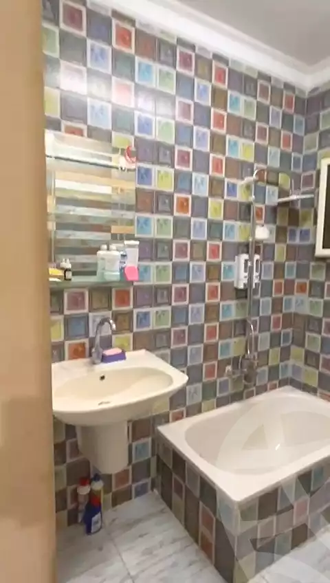 https://aqarmap.com.eg/ar/listing/7342721-for-sale-cairo-faisal-el-matbeaa-amr-ibn-al-aas-st