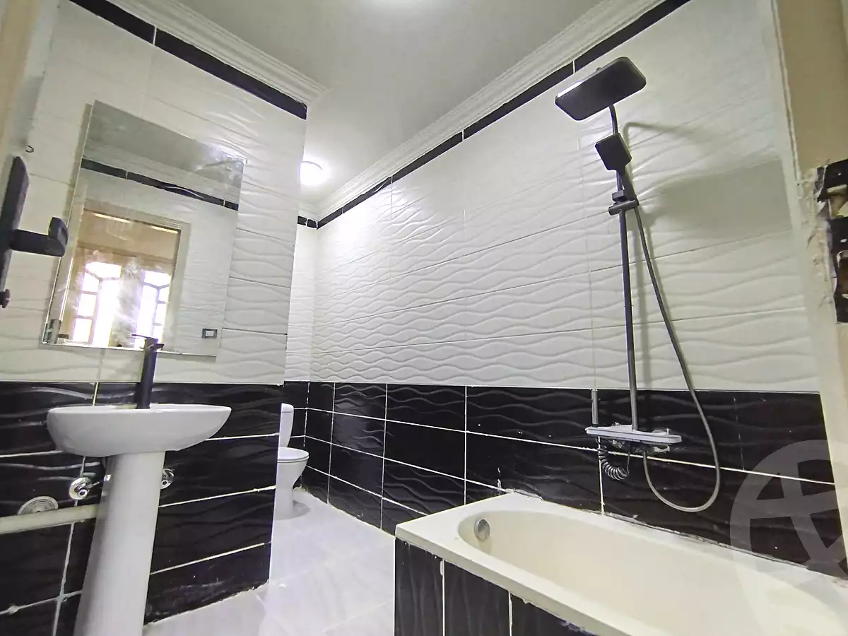 https://aqarmap.com.eg/en/listing/7342894-for-sale-alexandria-al-agamy-shataa-el-nakheel