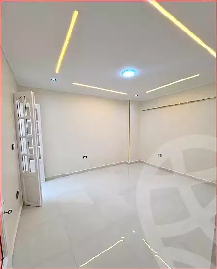 https://aqarmap.com.eg/ar/listing/7343128-for-sale-alexandria-miami-el-arman-st
