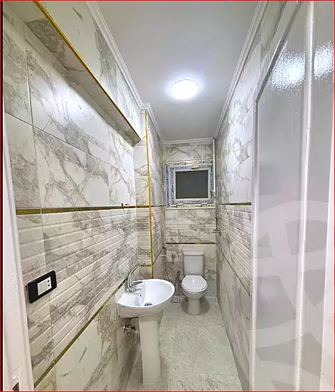 https://aqarmap.com.eg/ar/listing/7343269-for-sale-alexandria-sydy-bshr-sydy-bshr-bhry-shr-mhmwd-l-yswy
