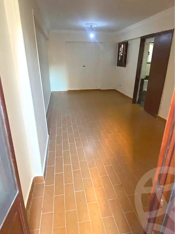 https://aqarmap.com.eg/en/listing/7343485-for-sale-alexandria-ganaklis