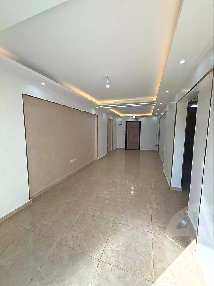 https://aqarmap.com.eg/ar/listing/7343484-for-sale-alexandria-el-asafra-l-sfr-bhry