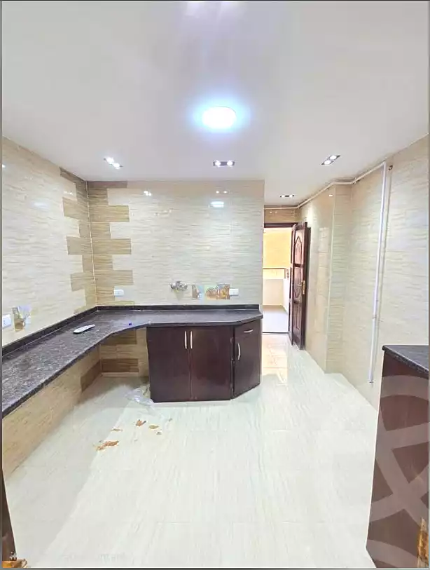 https://aqarmap.com.eg/ar/listing/7343568-for-sale-alexandria-el-asafra-shr-45