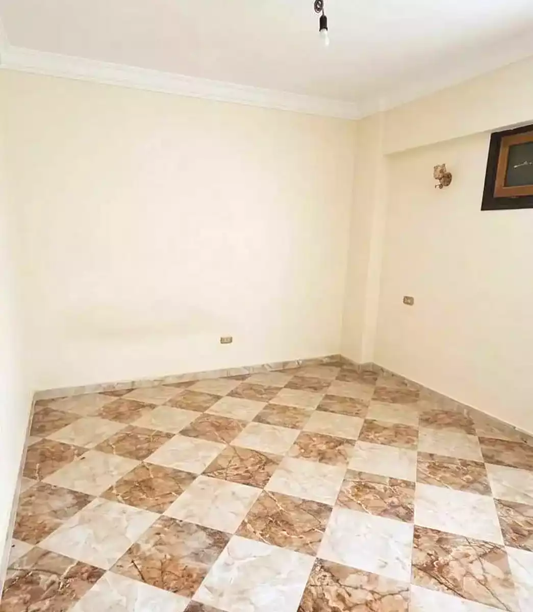 https://aqarmap.com.eg/en/listing/7344278-for-sale-alexandria-lsywf-el-fanan-mohamed-othman-st