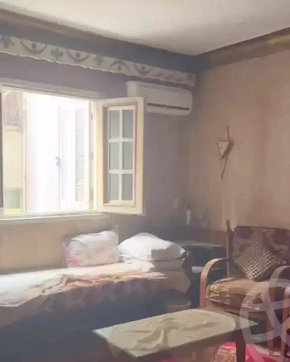 https://aqarmap.com.eg/ar/listing/7344454-for-sale-alexandria-ganaklis-shr-mrtdy-bsh