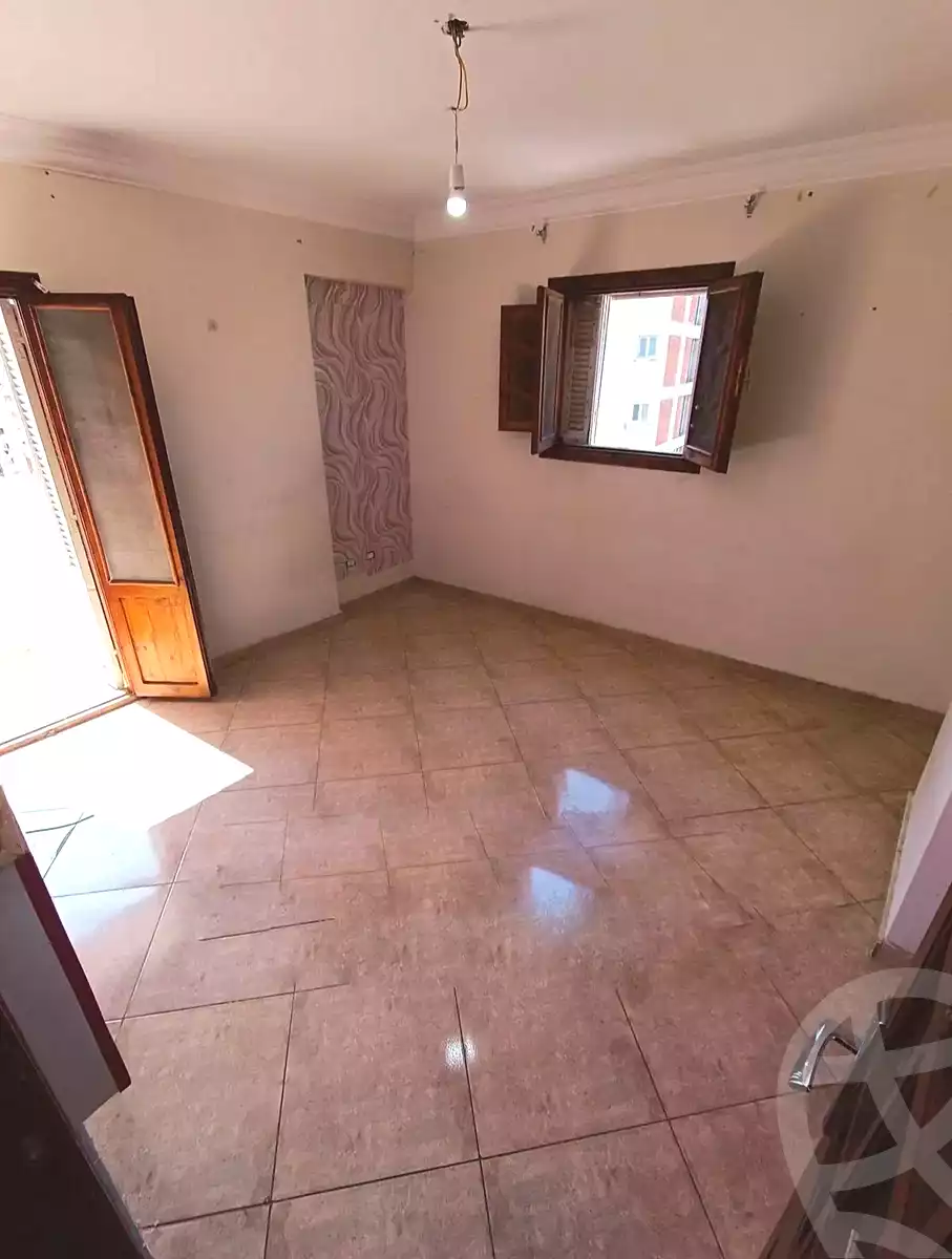 https://aqarmap.com.eg/ar/listing/7344512-for-sale-alexandria-sydy-bshr-sydy-bshr-bhry-gamal-abd-el-nasir-st