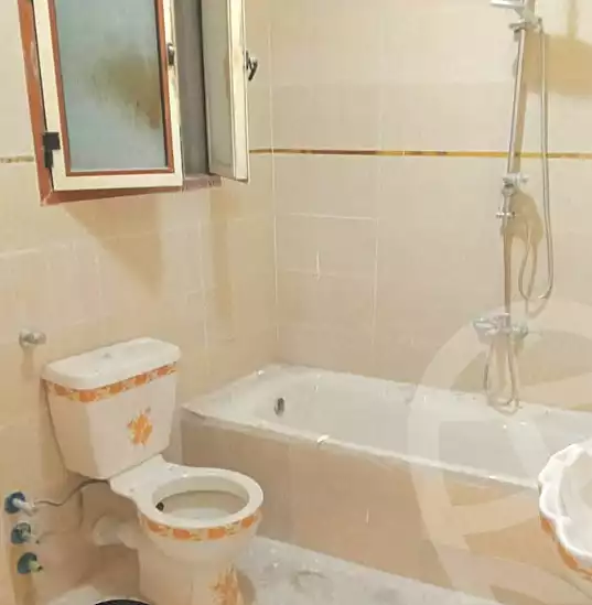 https://aqarmap.com.eg/ar/listing/7344542-for-sale-alexandria-al-agamy-lbytsh-bianchiii