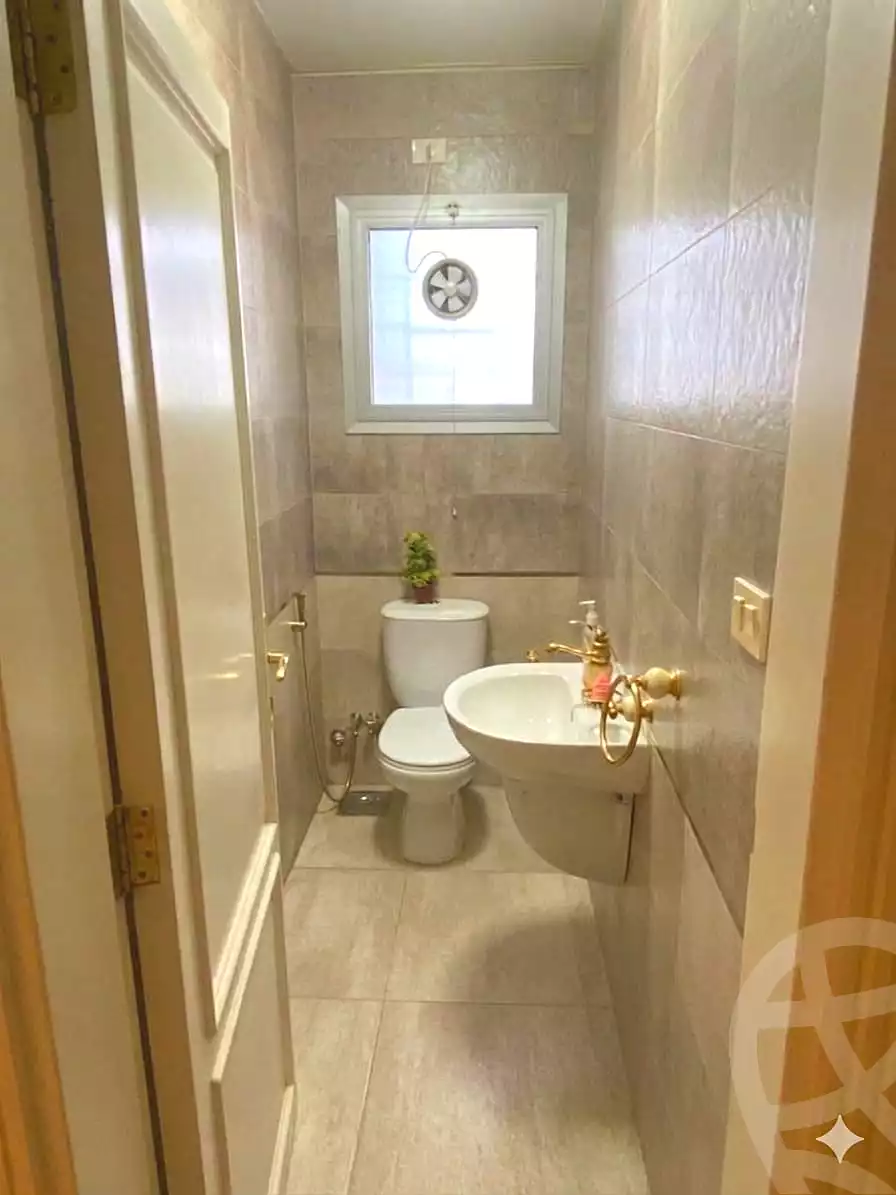 https://aqarmap.com.eg/ar/listing/7345213-for-sale-cairo-new-cairo-lrhb-city-phase-2-saed-ibn-mouaaz-st