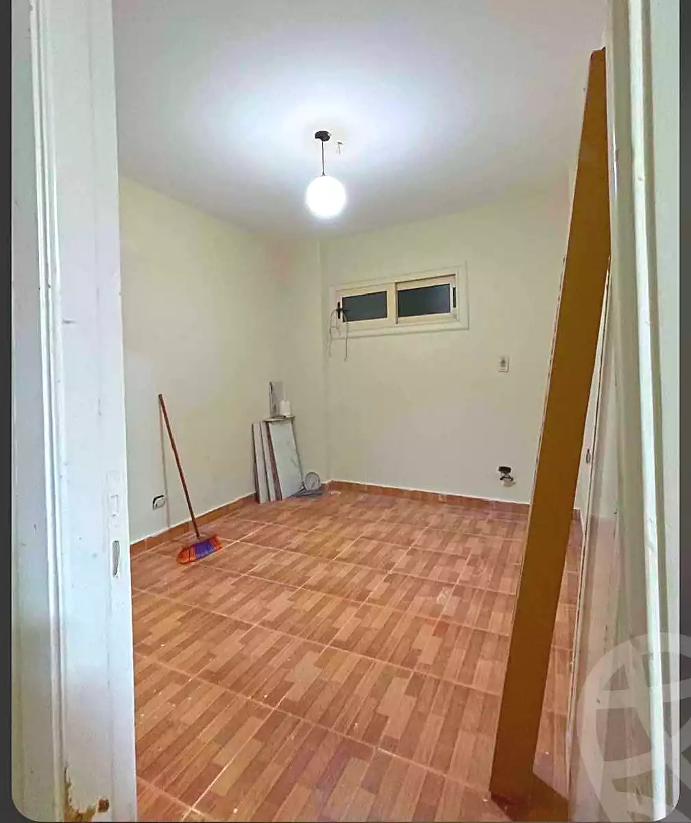 https://aqarmap.com.eg/en/listing/7345587-for-sale-alexandria-el-mandara-alex-el-mandara-bahri
