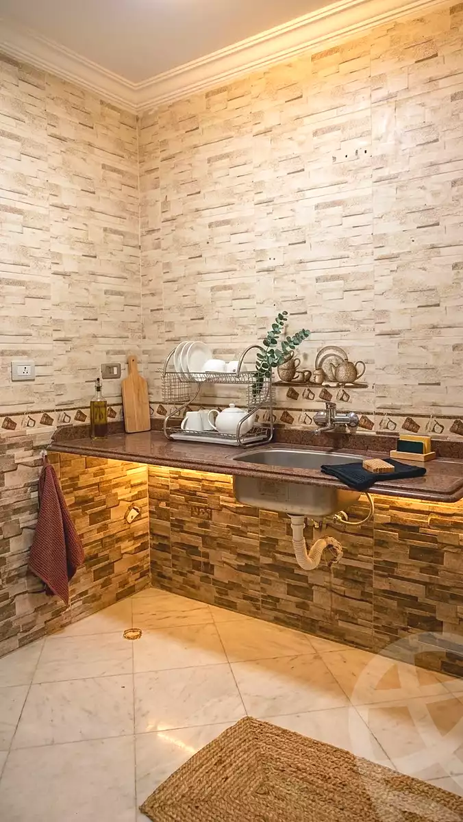 https://aqarmap.com.eg/en/listing/7346285-for-rent-alexandria-roshdy-roushdy-st