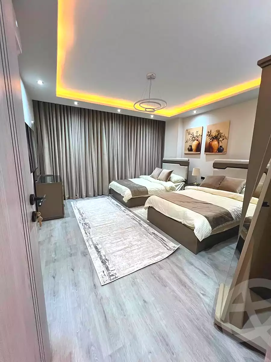 https://aqarmap.com.eg/en/listing/7346644-for-sale-cairo-new-cairo-compounds-mwrd-fq-llttwyr