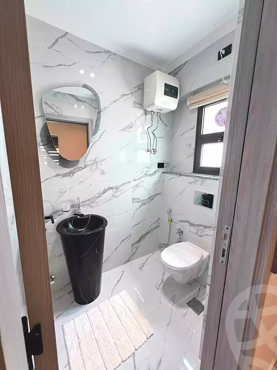 https://aqarmap.com.eg/ar/listing/7346650-for-sale-cairo-new-cairo-compounds-mwrd-fq-llttwyr