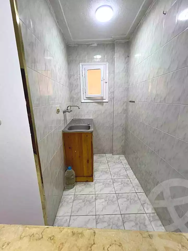 https://aqarmap.com.eg/ar/listing/7347170-for-sale-alexandria-al-agamy-shataa-el-nakheel