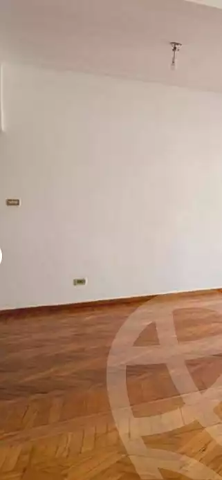 https://aqarmap.com.eg/en/listing/7347364-for-sale-alexandria-roshdy-syria-st