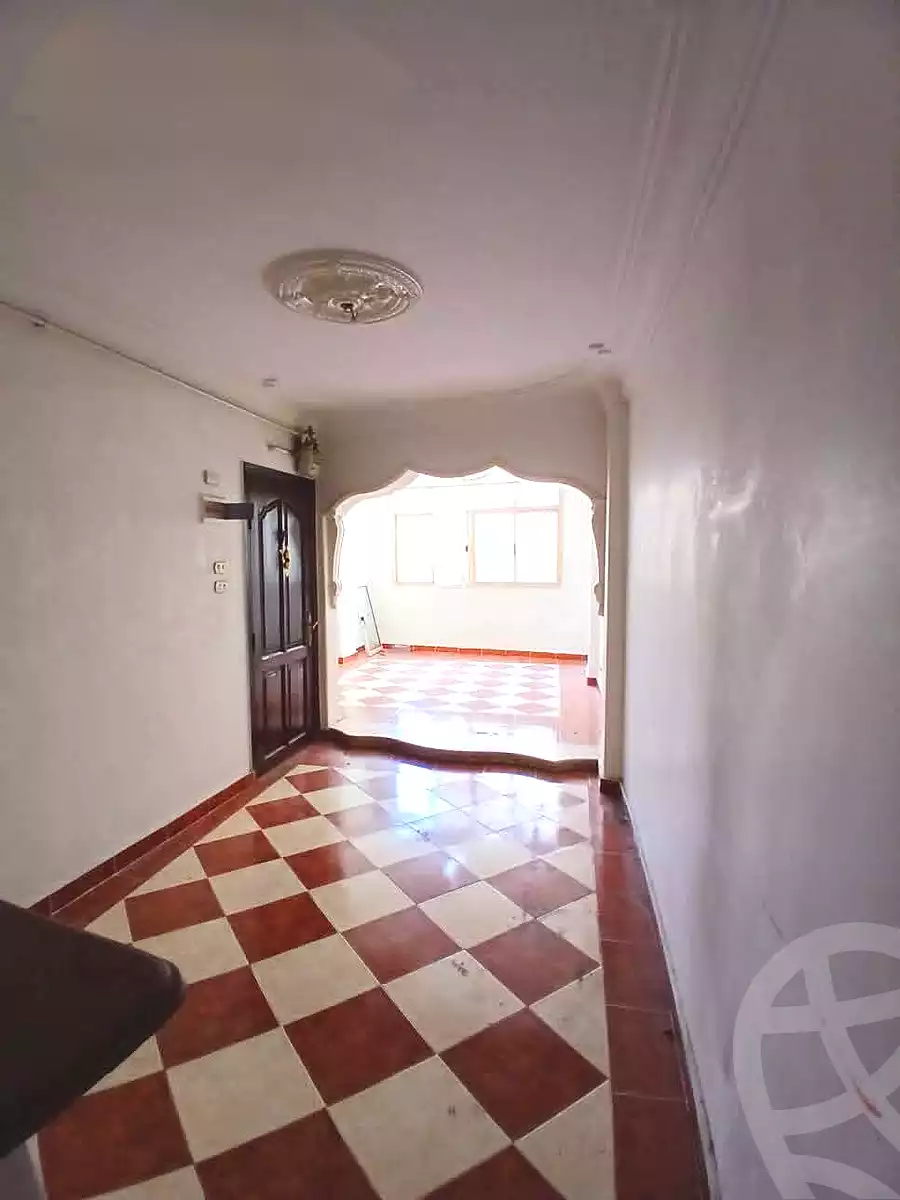 https://aqarmap.com.eg/ar/listing/7347505-for-sale-alexandria-lsywf-el-falki