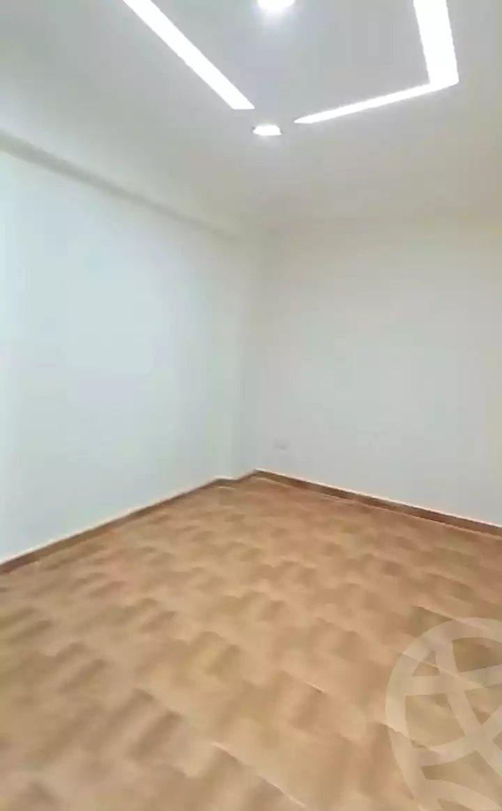 https://aqarmap.com.eg/en/listing/7347532-for-sale-alexandria-sydy-bshr-sydy-bshr-qbly