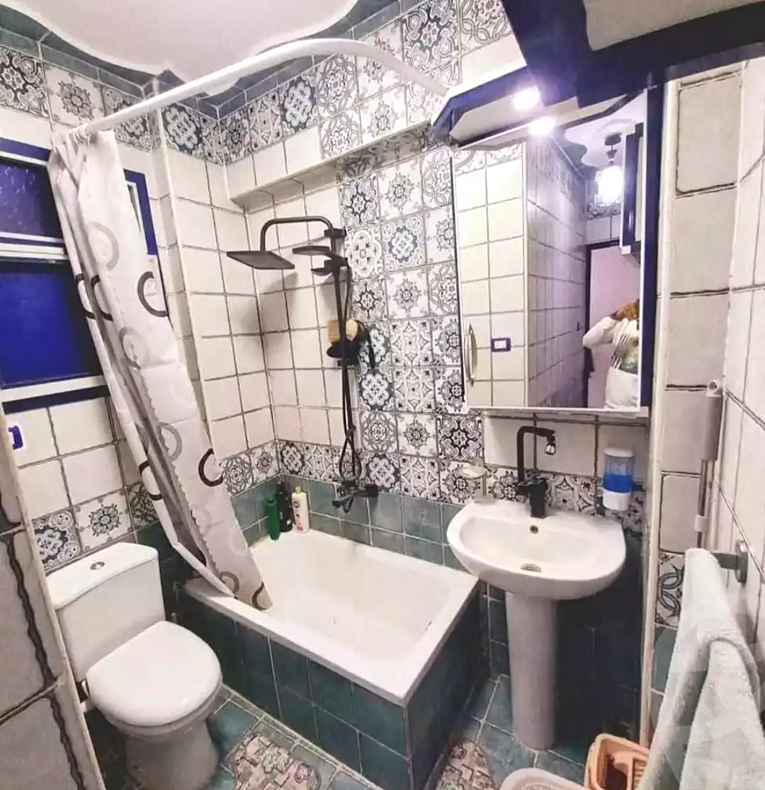 https://aqarmap.com.eg/en/listing/7347810-for-sale-alexandria-al-agamy-lbytsh-ain-shams-st
