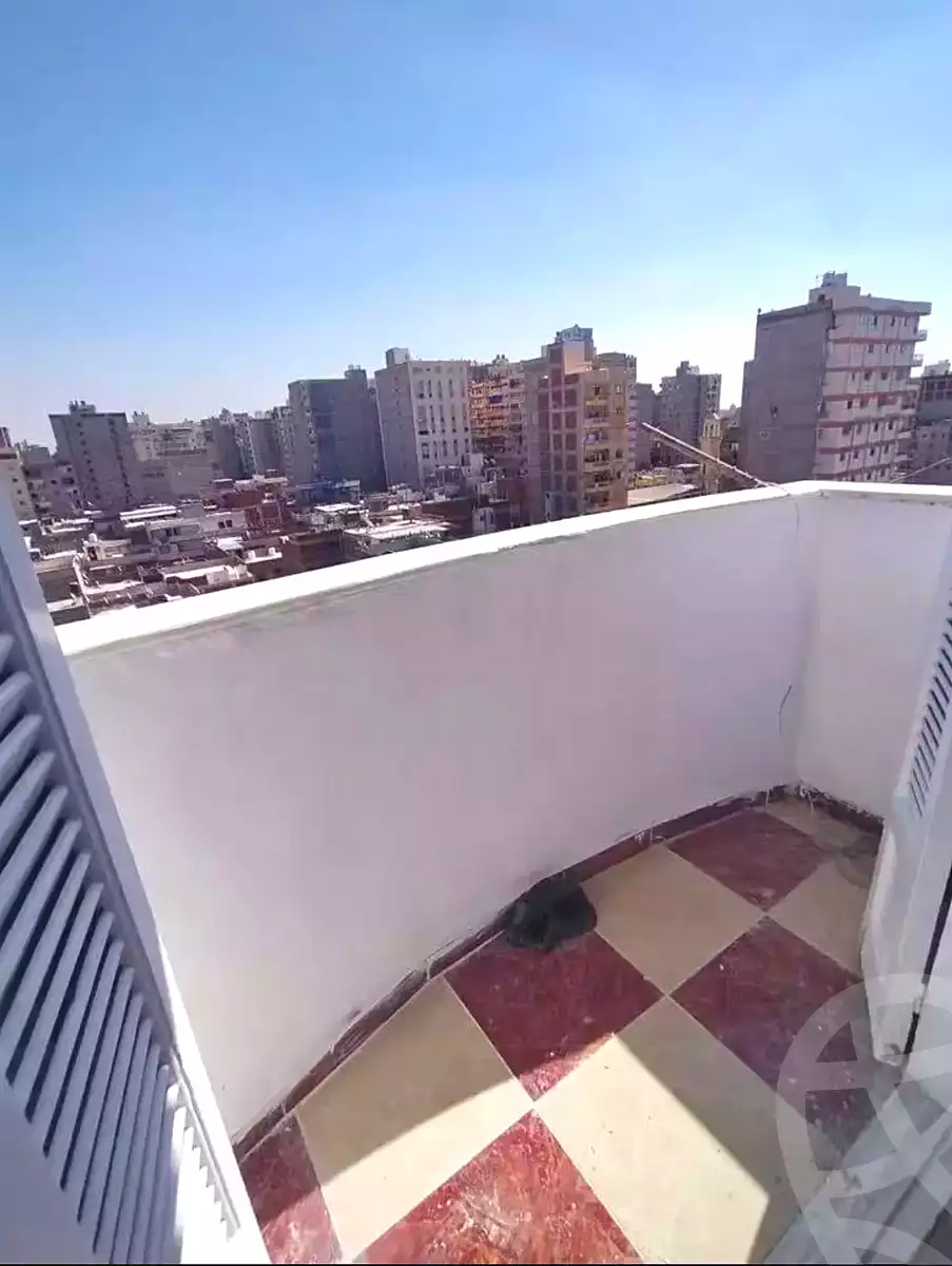 https://aqarmap.com.eg/en/listing/7348235-for-sale-alexandria-lsywf-el-falki