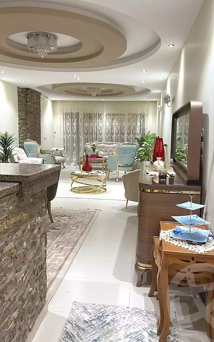 https://aqarmap.com.eg/ar/listing/7348286-for-sale-cairo-helwan-helwan-el-sharkeya-heidar-st