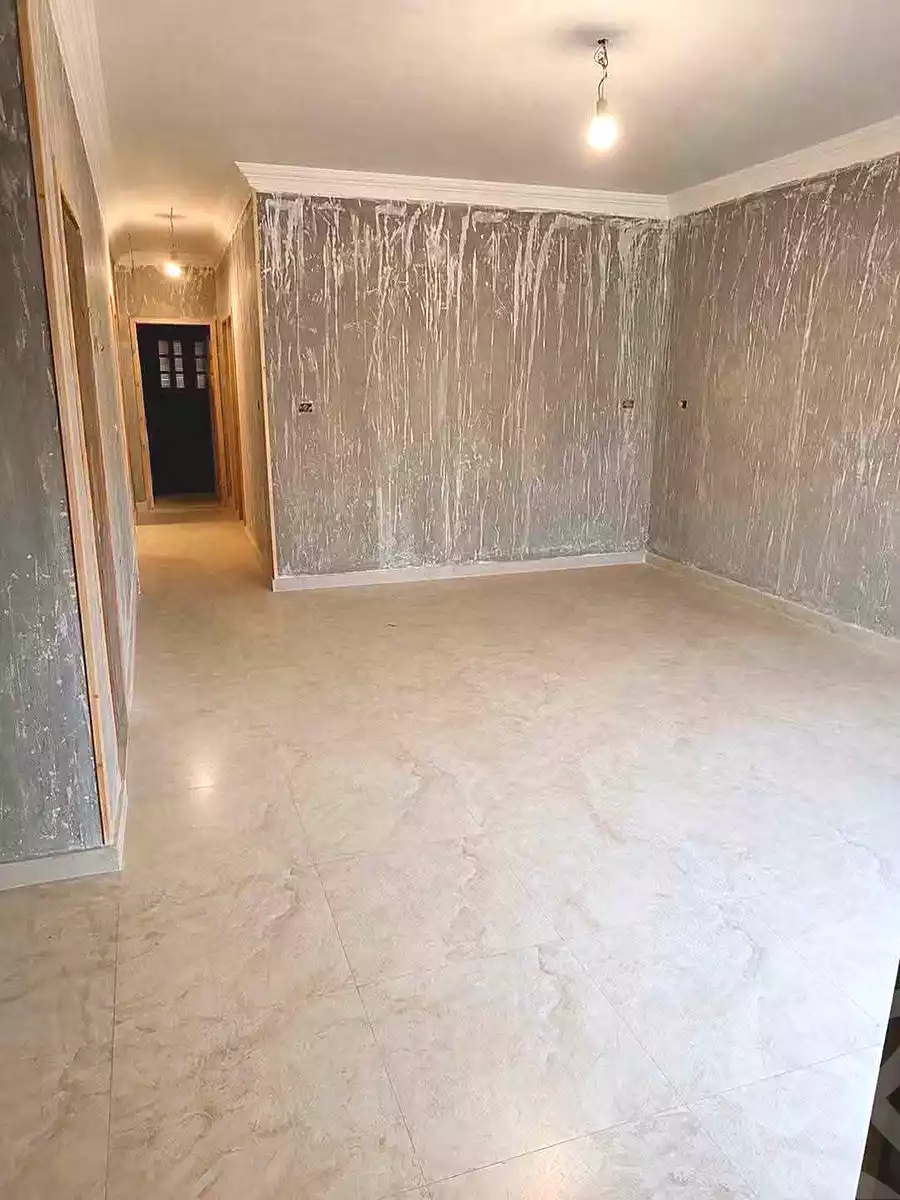 https://aqarmap.com.eg/ar/listing/7348289-for-sale-cairo-helwan-mostafa-fahmy-st