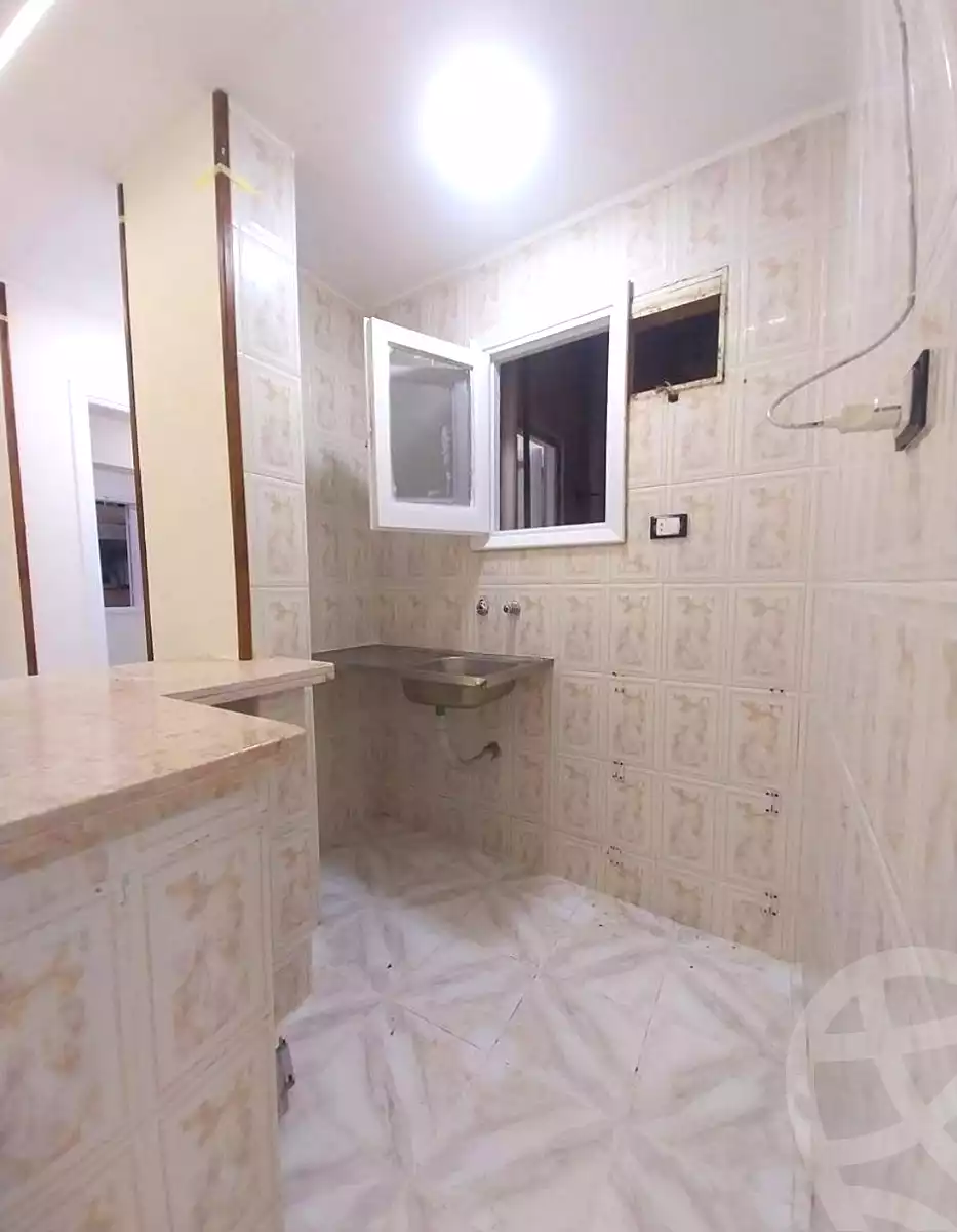 https://aqarmap.com.eg/en/listing/7348401-for-sale-alexandria-al-agamy-shataa-el-nakheel