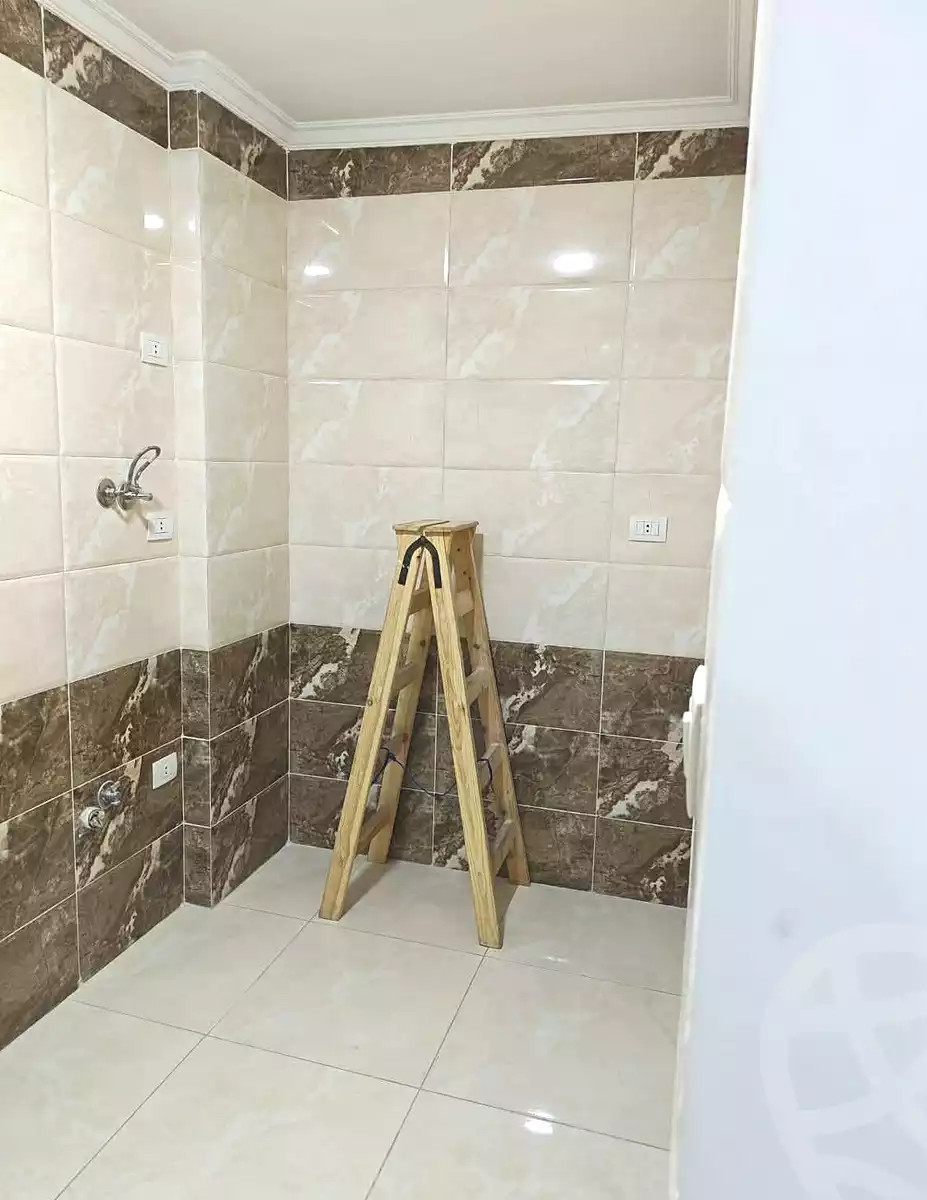 https://aqarmap.com.eg/en/listing/7348410-for-rent-alexandria-lsywf-el-seyouf-bahri-abd-el-salam-aref-st