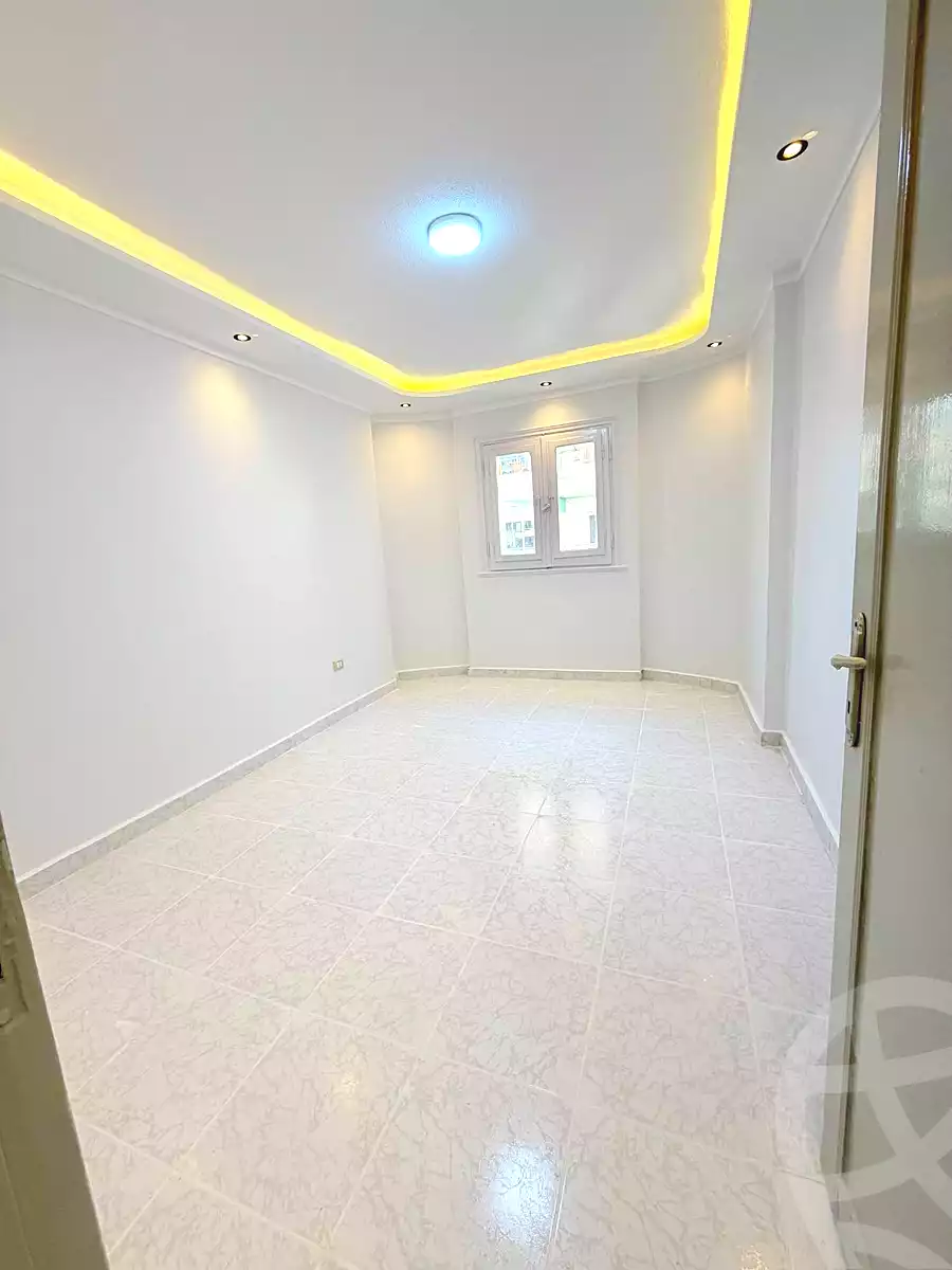 https://aqarmap.com.eg/en/listing/7348430-for-sale-alexandria-al-agamy