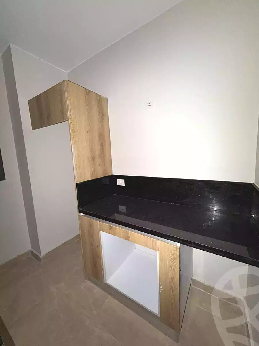https://aqarmap.com.eg/ar/listing/7348669-for-rent-cairo-el-sheikh-zayed-city-compounds-zyd-wr-llttwyr-z-tower
