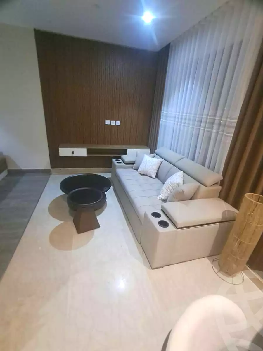 https://aqarmap.com.eg/ar/listing/7348673-for-rent-cairo-el-sheikh-zayed-city-compounds-zyd-wr-llttwyr-z-tower