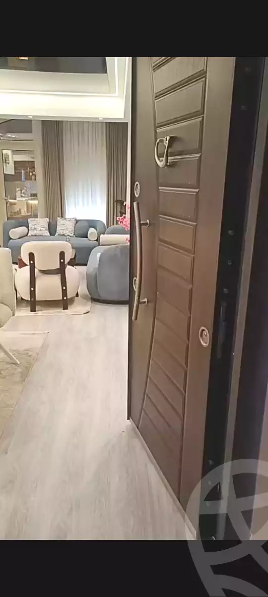 https://aqarmap.com.eg/ar/listing/7348853-for-rent-cairo-el-sheikh-zayed-city-compounds-rawdet-zayed