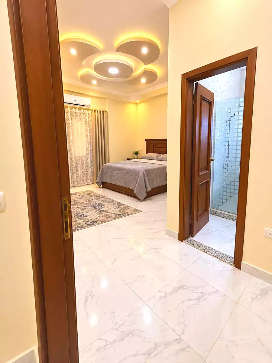 https://aqarmap.com.eg/ar/listing/7348922-for-rent-cairo-6th-of-october-garb-someed-neighborhood-10th-makkah-al-mokarama-st