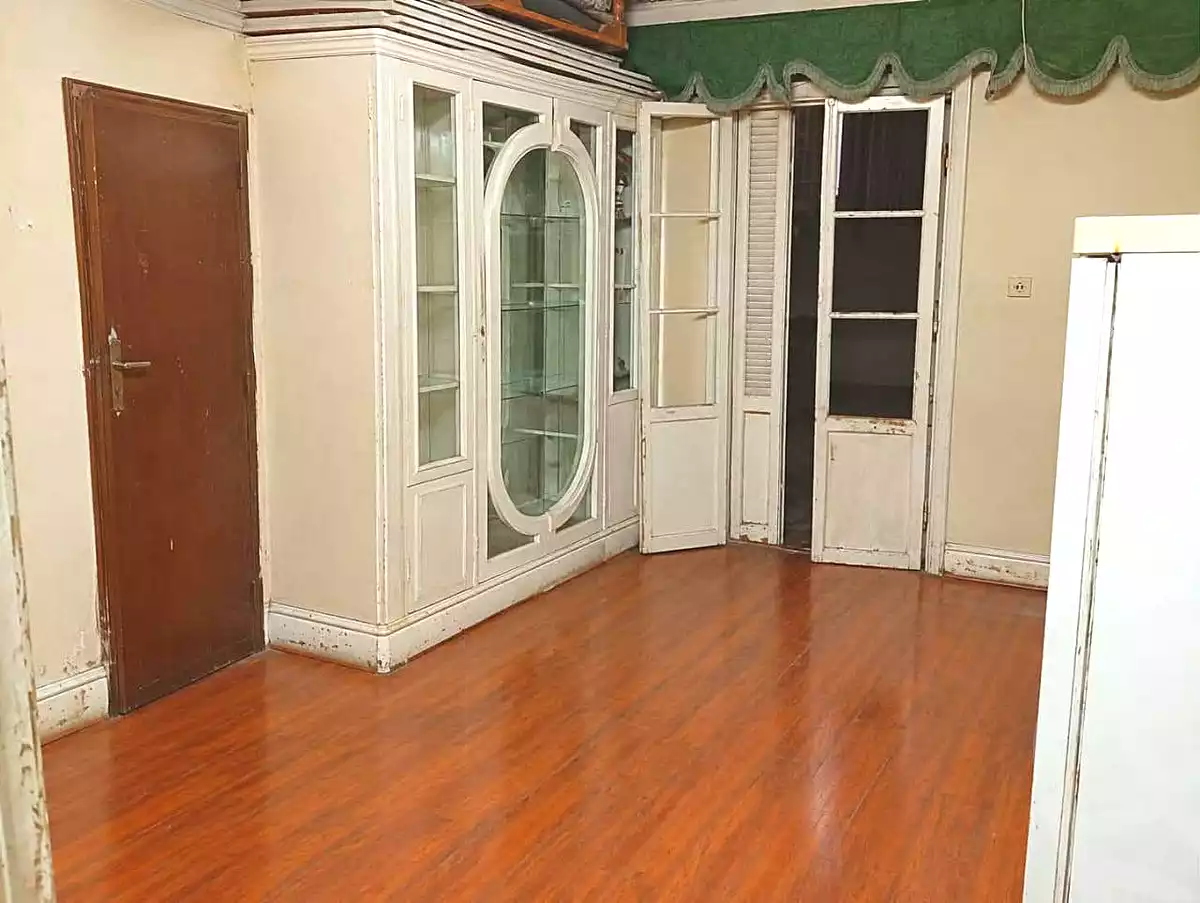 https://aqarmap.com.eg/ar/listing/7349479-for-sale-alexandria-sydy-bshr-sydy-bshr-bhry-gamal-abd-el-nasir-st