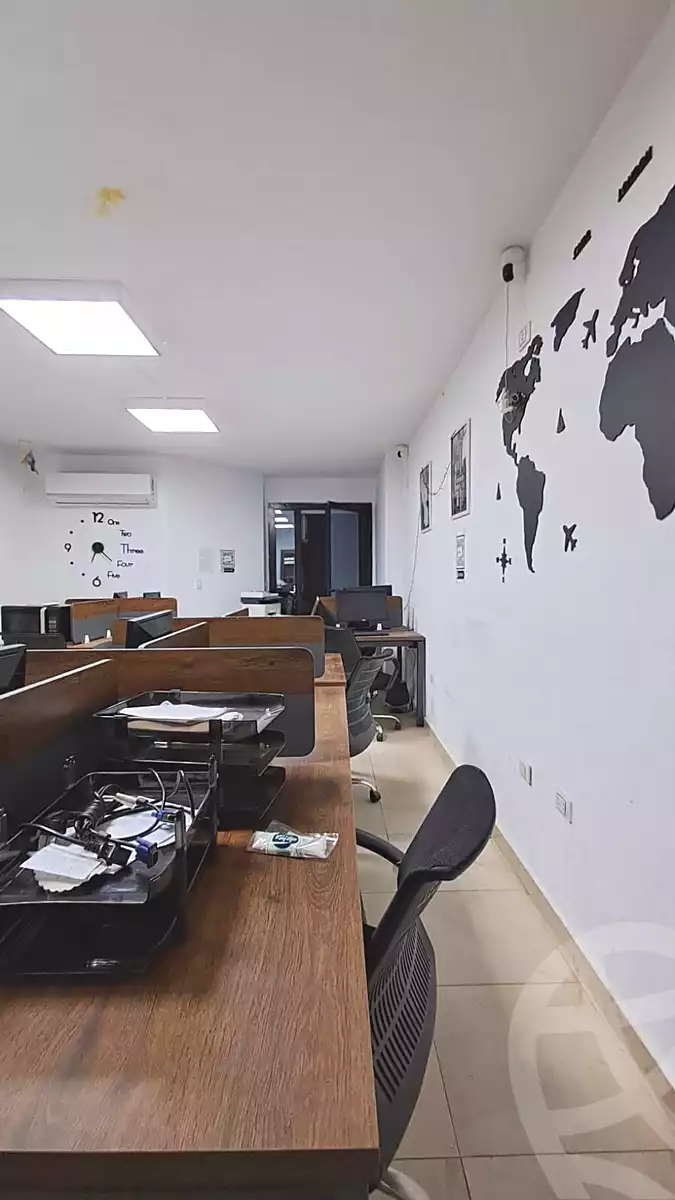 https://aqarmap.com.eg/ar/listing/7349500-for-rent-cairo-el-maadi-compounds-rayhanah-plaza