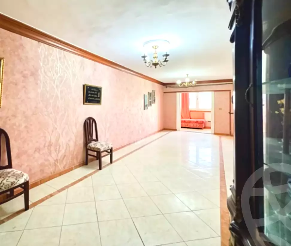 https://aqarmap.com.eg/ar/listing/7349668-for-sale-alexandria-moharram-bey-bwlynw