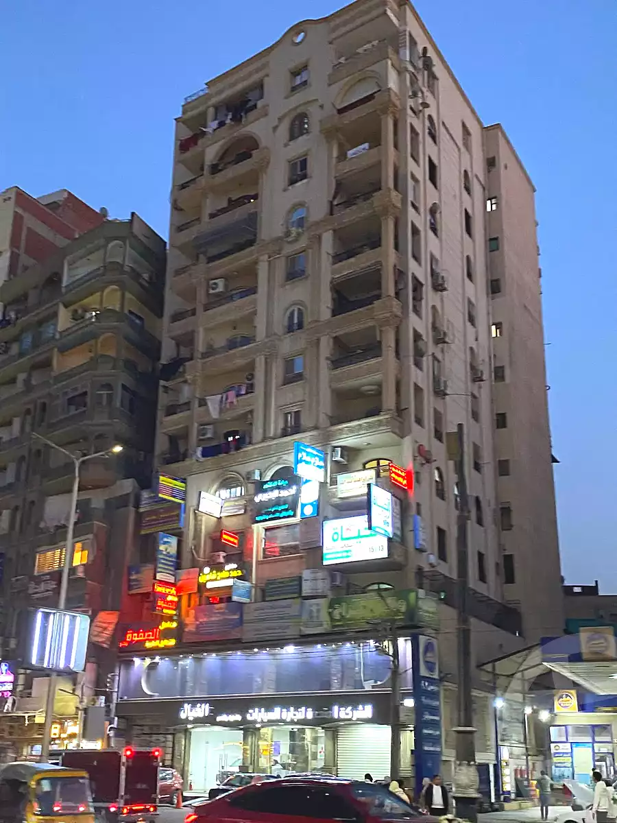 https://aqarmap.com.eg/ar/listing/7132139-for-sale-gharbia-tanta-tanta-city-al-helw-st