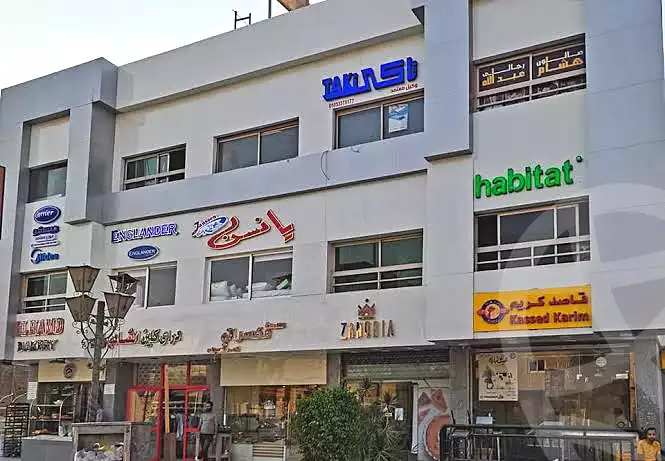 https://aqarmap.com.eg/ar/listing/7350157-for-rent-cairo-new-cairo-first-settlement-mhwr-mstfy-kml